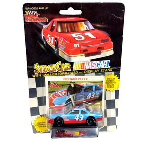 Vintage 1991 Racing Champions Richard Petty #43 STP Stock Car 1:64 Die-Cast NIP